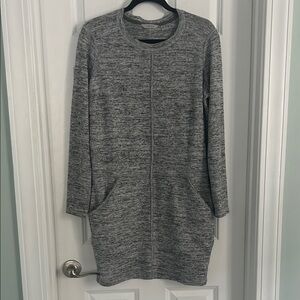 Athleta Heathered Gray Long Sleeve Dress